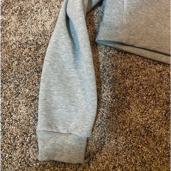 Shein GRAY CROP HOODIE - Picture 6 of 7